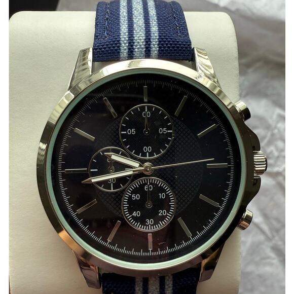 NIB  INC International Concepts -Men's Blue Striped Denim Strap Watch 42mm - Picture 2 of 5